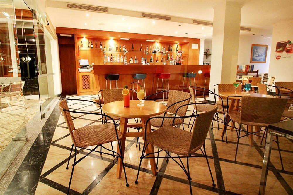 Vila Mos - Beach Resort Lagos Eksteriør billede